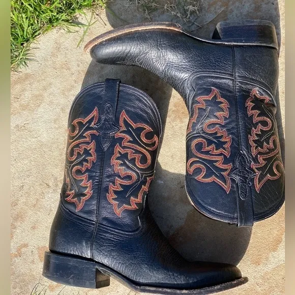 Ferrini Italian boots black with red stitching round toe mid calf size 9.5D