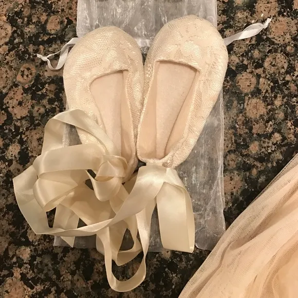 Flower girl dress. Size 18 months - 2t hand made
