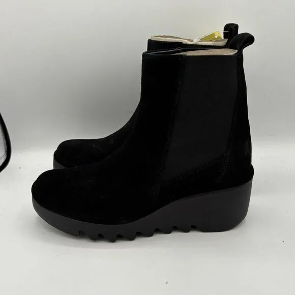 Fly London Womens Boots BAGU233FLY Slip On Chelsea Suede Leather Sz 39 US 8-8.5