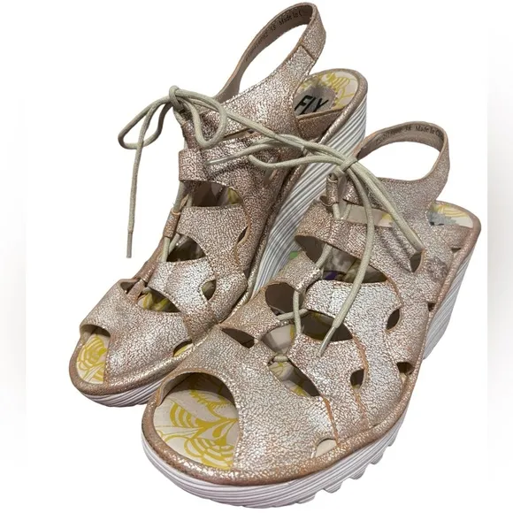 FLY LONDON Yeli Wedge Sandals