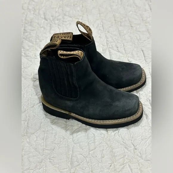 FRAYE Black Chelsea Boots with Crepe Sole