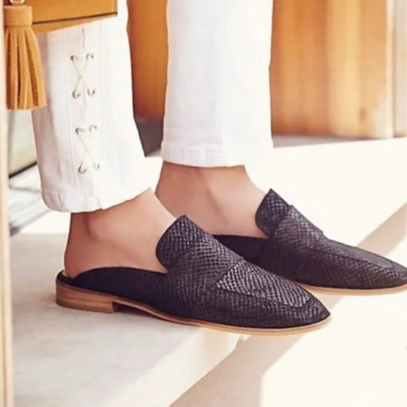 Free People At Ease Black Snakeskin Leather Low Heel Mules / Slip-on Shoes Size