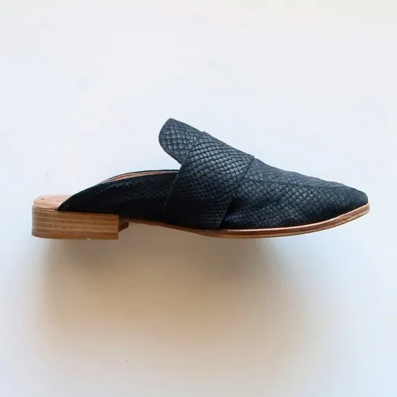 Free People At Ease Black Snakeskin Leather Low Heel Mules / Slip-on Shoes Size