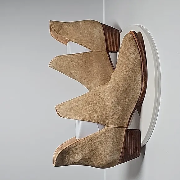 Free People Charm Double V Ankle Boots Booties Slip-On Suede Block Heel Beige 40