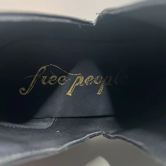 Free People - Charmed Double-V Ankle Bootie Women Size EU 37/US 7