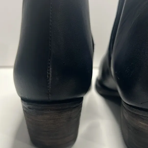 Free People - Charmed Double-V Ankle Bootie Women Size EU 37/US 7