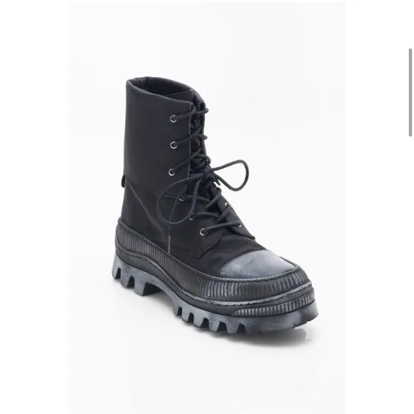 FREE PEOPLE Goldie Lug Sole Lace Up Combat Moto Boots Size 38