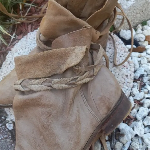 Free People Moonshine Wrap Boots Distressed Leather 40EU
