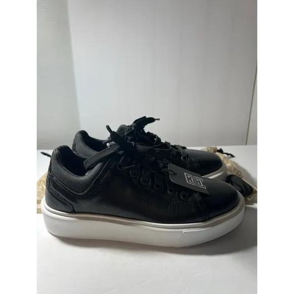 Free soul nwt  Black Sneakers