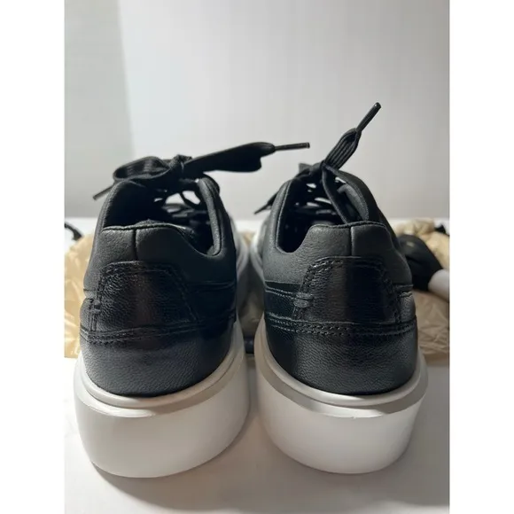 Free soul nwt  Black Sneakers