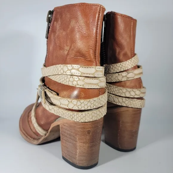Freebird by Steven Balboa Tan Leather Ankle Boots Zippers Snakeskin Straps Sz 7