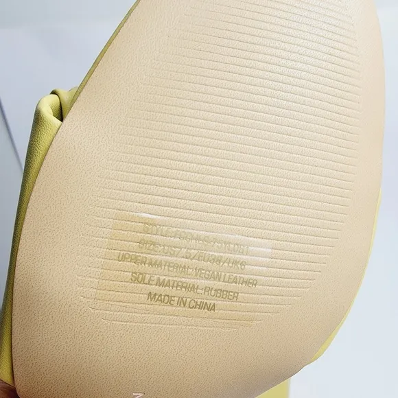 French Connection Challenge Yellow Vegan  Leather Slip On Sandals Size 7.5 NIB