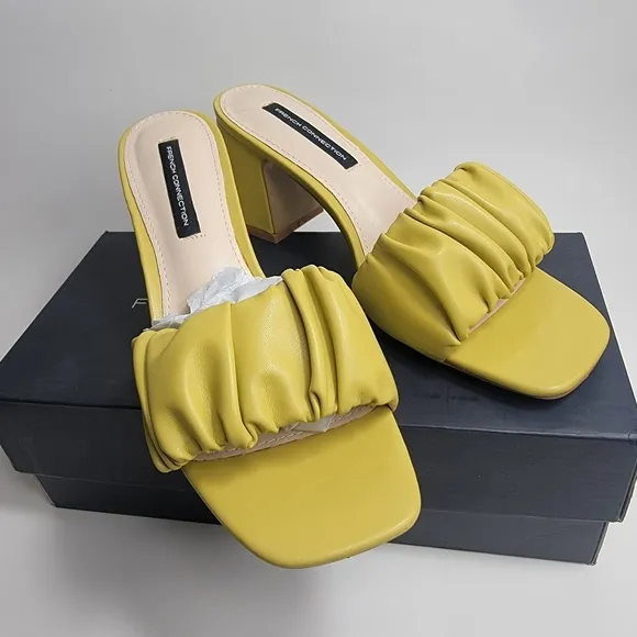 French Connection Challenge Yellow Vegan  Leather Slip On Sandals Size 7.5 NIB