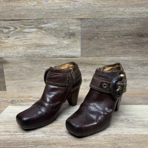 Frye Andie Brown leather Ankle Booties Women's Size 6.5