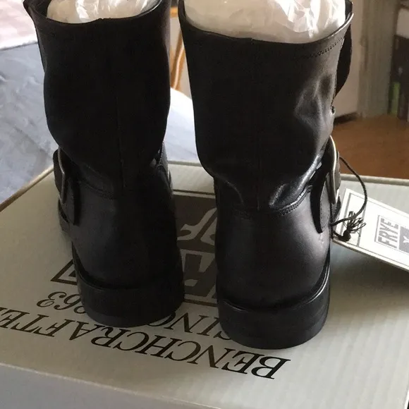 Frye Buckle leather boots 👢