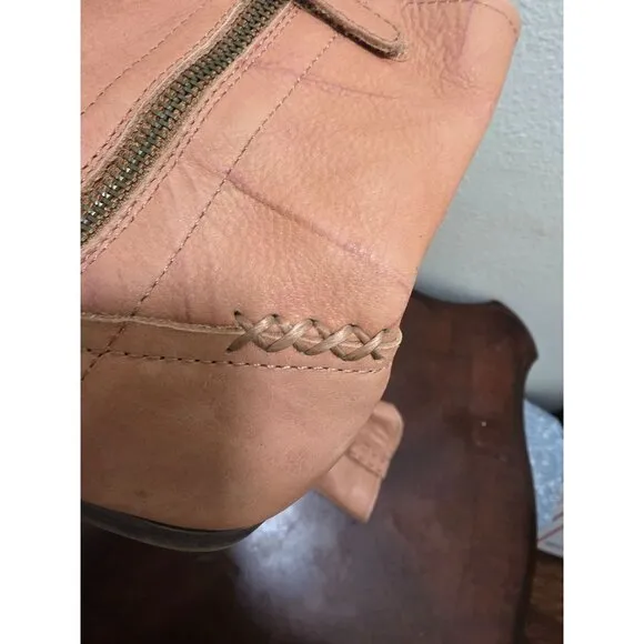 Frye Kids Tan Leather Ankle Boots With Side Zipper Closure &amp; Braided Detail Size