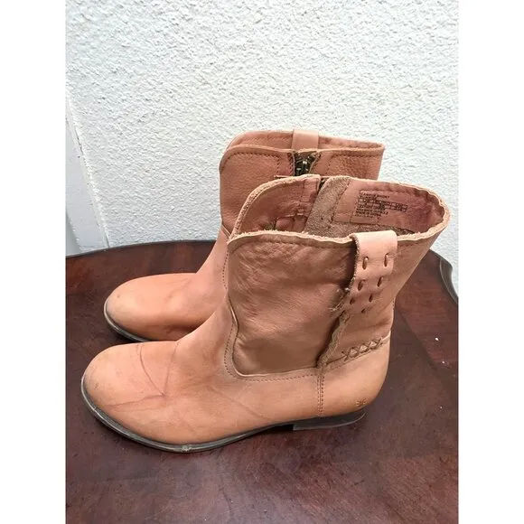 Frye Kids Tan Leather Ankle Boots With Side Zipper Closure &amp; Braided Detail Size