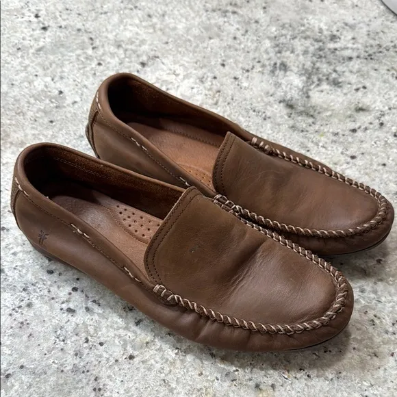 Frye LEWIS VENETIAN Men’s Slip On LoaferDriving Shoes Leather Tan Brown 9.5