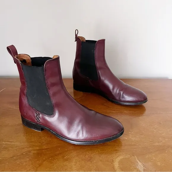 Frye • Melissa Chelsea Boot low heel Redwood burgundy brown leather