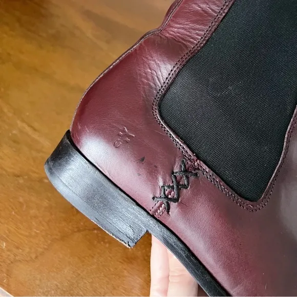 Frye • Melissa Chelsea Boot low heel Redwood burgundy brown leather
