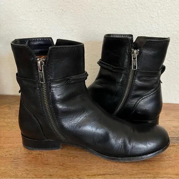 Frye MelissaShort Black Leather Boots Size 6