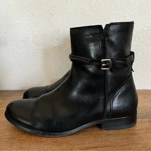 Frye MelissaShort Black Leather Boots Size 6
