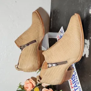 FRYE Shacha Moto Shortie  Reptile Embossed Bootie 8.5B