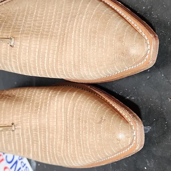 FRYE Shacha Moto Shortie  Reptile Embossed Bootie 8.5B