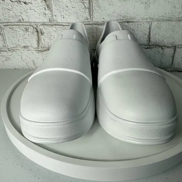 Gales Shoes Nursing Nurse Frontline Slip On Non Slip White NEW Unisex 8 / 10