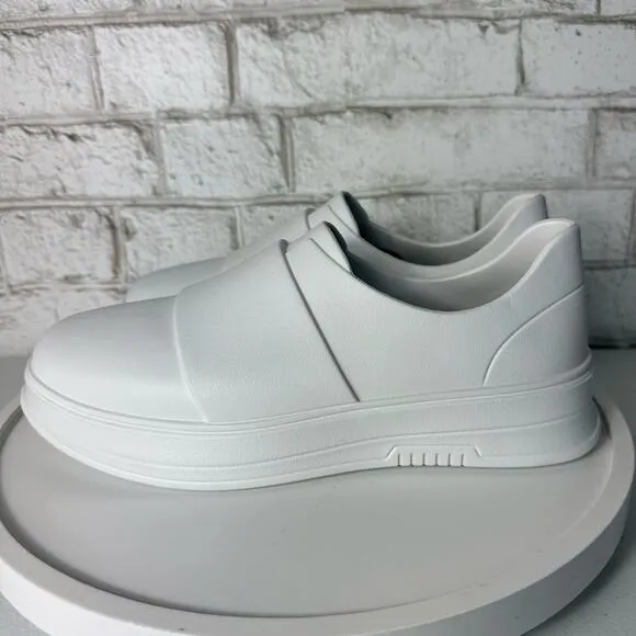 Gales Shoes Nursing Nurse Frontline Slip On Non Slip White NEW Unisex 8 / 10