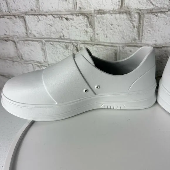 Gales Shoes Nursing Nurse Frontline Slip On Non Slip White NEW Unisex 8 / 10