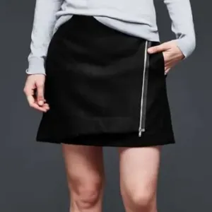 Gap Asymmetrical Zip Front Black Wool Mini Skirt 14 Nwt