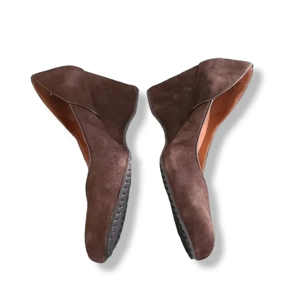 gentle souls Kenneth Cole Ridge Amaru Brown Suede Wedge Heels 9 Wedges