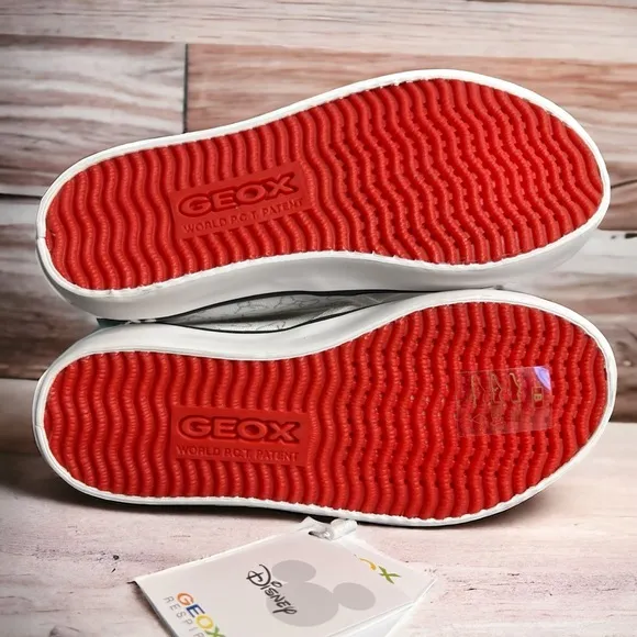 Geox x Disney J Kilwi Minnie Mouse Girls Slip-On Canvas Sneakers