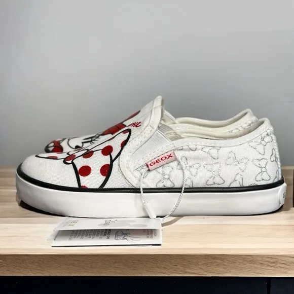 Geox x Disney J Kilwi Minnie Mouse Girls Slip-On Canvas Sneakers