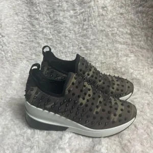 GIANNI BINI NYLON CAMOUFLAGE WEDGE SLIP ON SNEAKERS WITH BLACK SPIKES SZ9