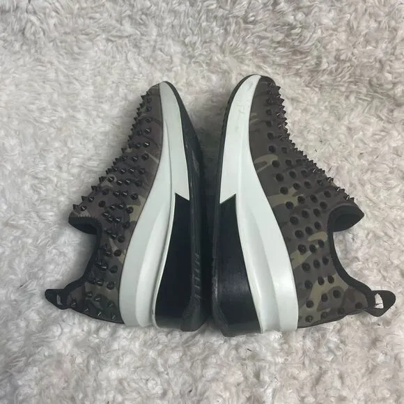 GIANNI BINI NYLON CAMOUFLAGE WEDGE SLIP ON SNEAKERS WITH BLACK SPIKES SZ9