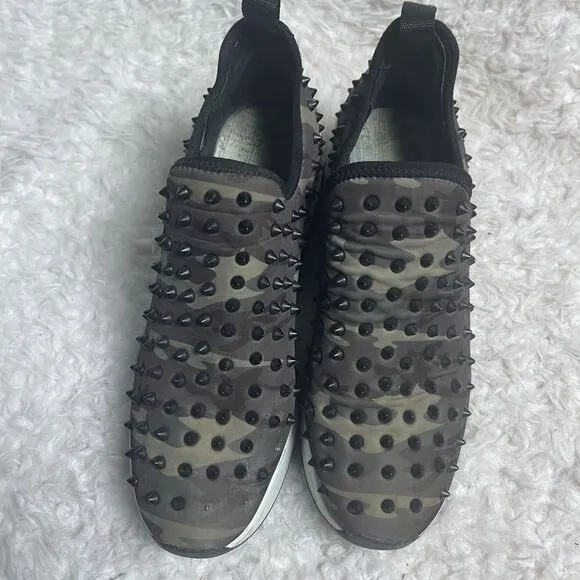 GIANNI BINI NYLON CAMOUFLAGE WEDGE SLIP ON SNEAKERS WITH BLACK SPIKES SZ9