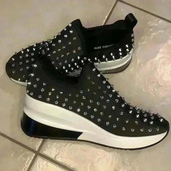 Gianni Bini studded slip on sneakers size 9 new without box
