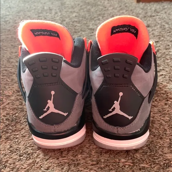 Girls Air Jordan 4 Retro Infrared Sneakers Size 5 Big Girls
