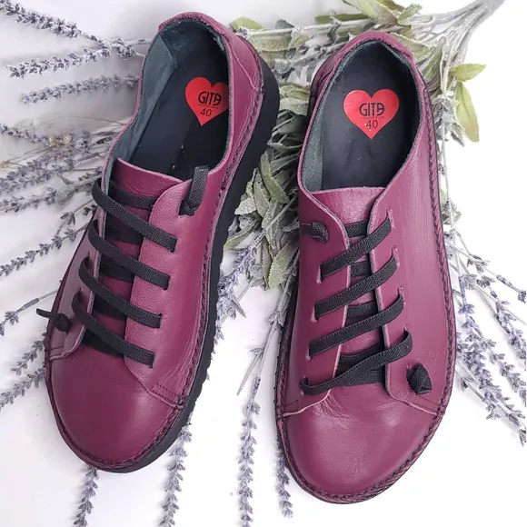 GITA Women's Purple Leather Ergonomic Slip On Sneakers Size 40 Elastic Strings