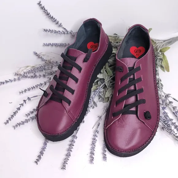 GITA Women's Purple Leather Ergonomic Slip On Sneakers Size 40 Elastic Strings