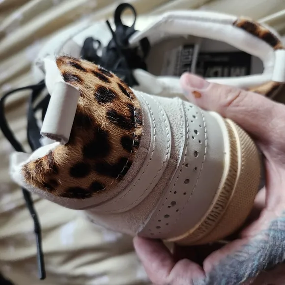 Golden Goose MID/STAR White Sneakers