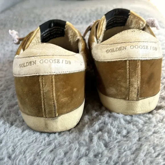 Golden Goose Suede Sneaker sz 37