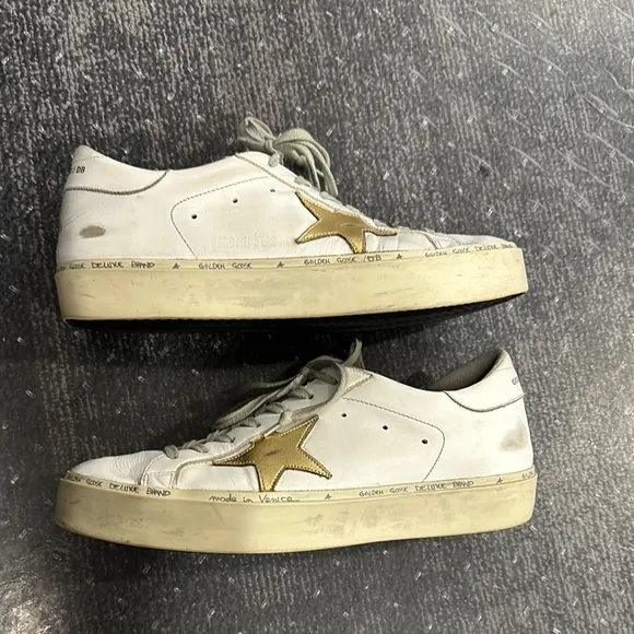 Golden Goose White Sneakers with Gold Star