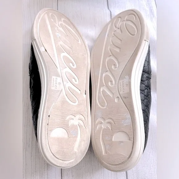 Gucci black leather slip on logo sneakers sz 8