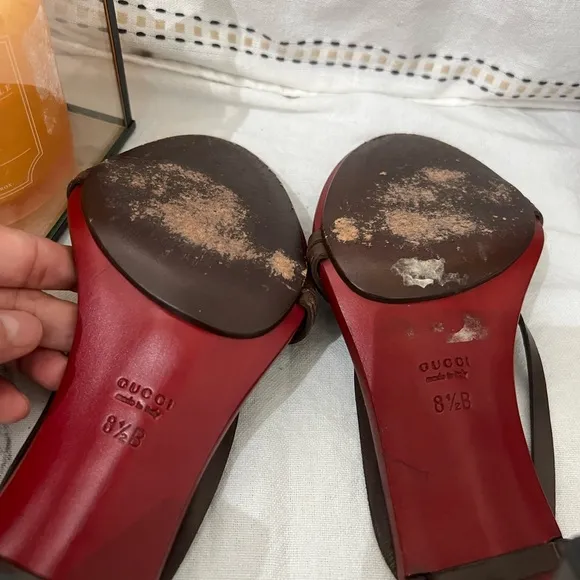 GUCCI - Elegant Red Strappy Women's Sandals