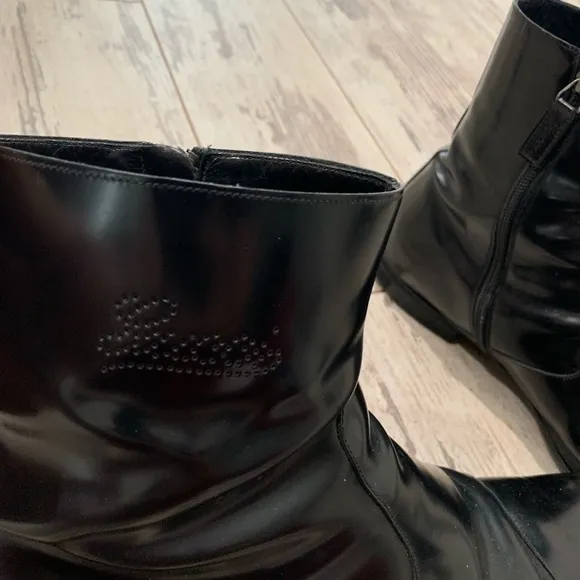 Gucci men’s boots 11 black zipper great condition