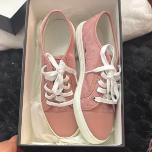 Gucci pink sneakers