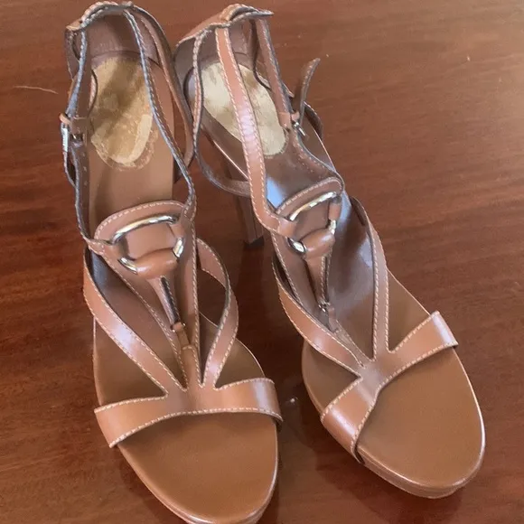 Gucci Sandals 41
